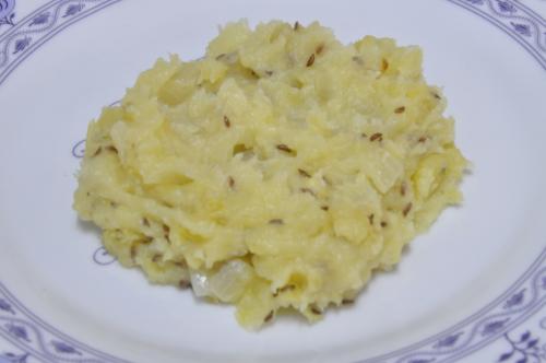 Zapečené prošťouchané brambory – Snadné Česko recept, zvládnete za 30 - 45 minut